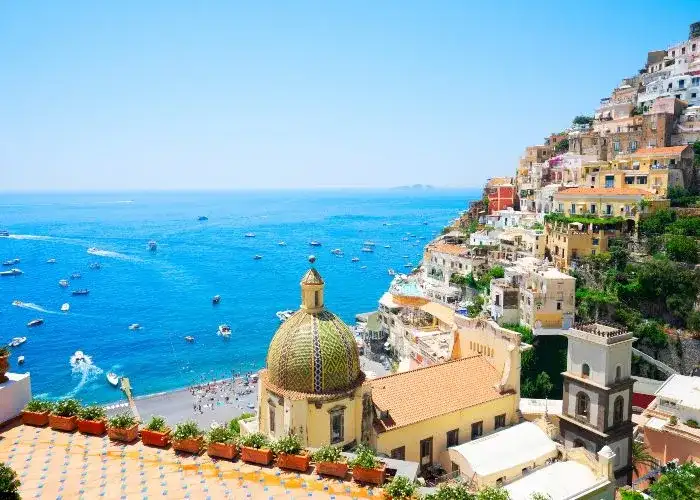Una veduta di Positano