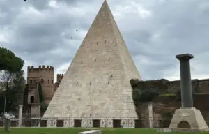 Visite gratuite alla Piramide Cestia a Roma, il calendario