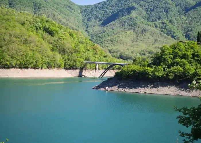 Lago di Vagli in Toscana