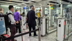 Controlli EES aeroporti, la deroga è scaduta: cosa cambia da oggi per chi vola