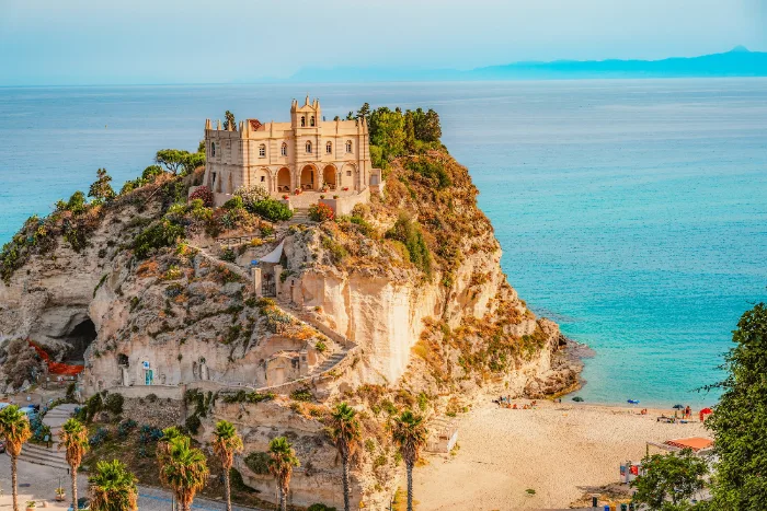 Meta costiera italiana scelta per le vacanze di settembre 2026, Tropea Calabria