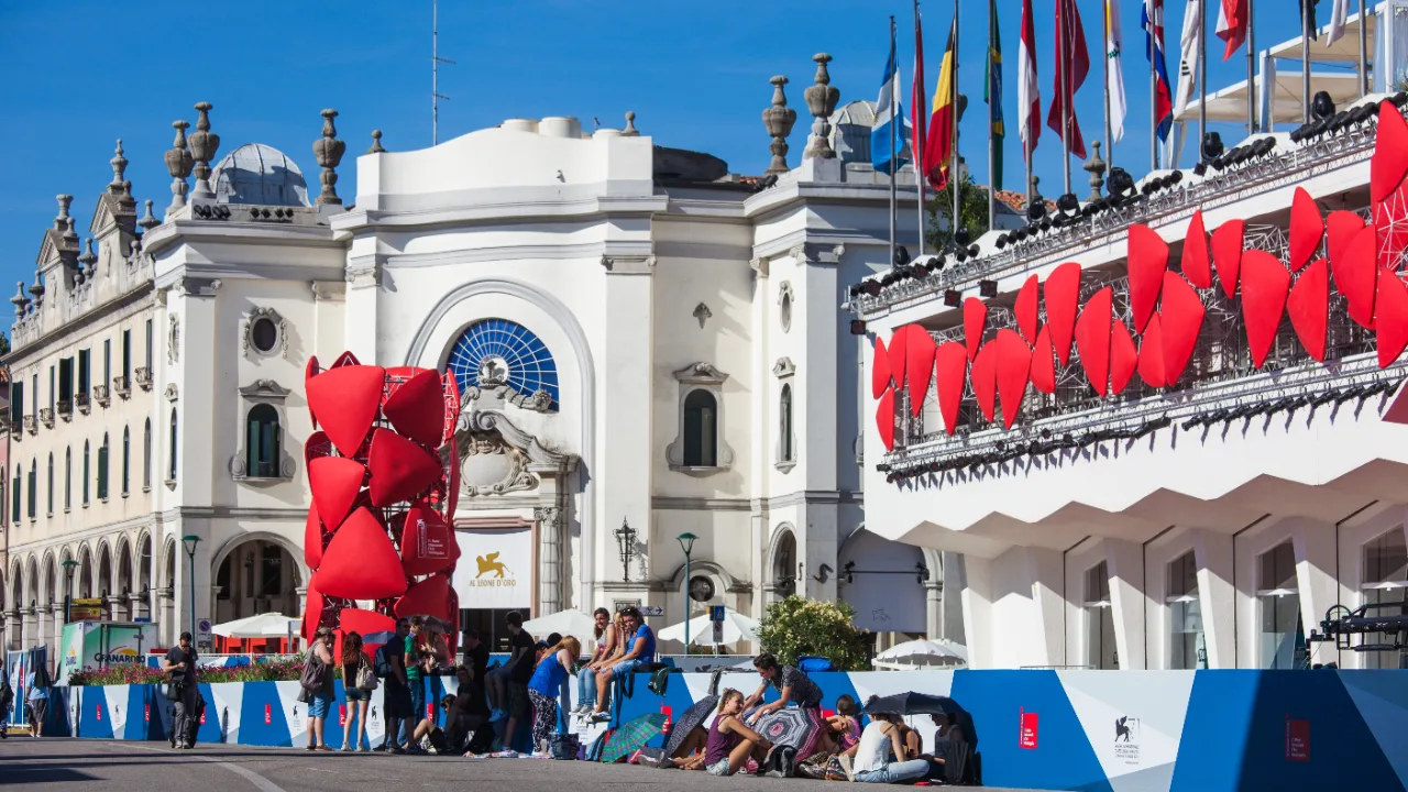 Leone d'Oro Venezia 2026, Palazzo del Cinema al Lido