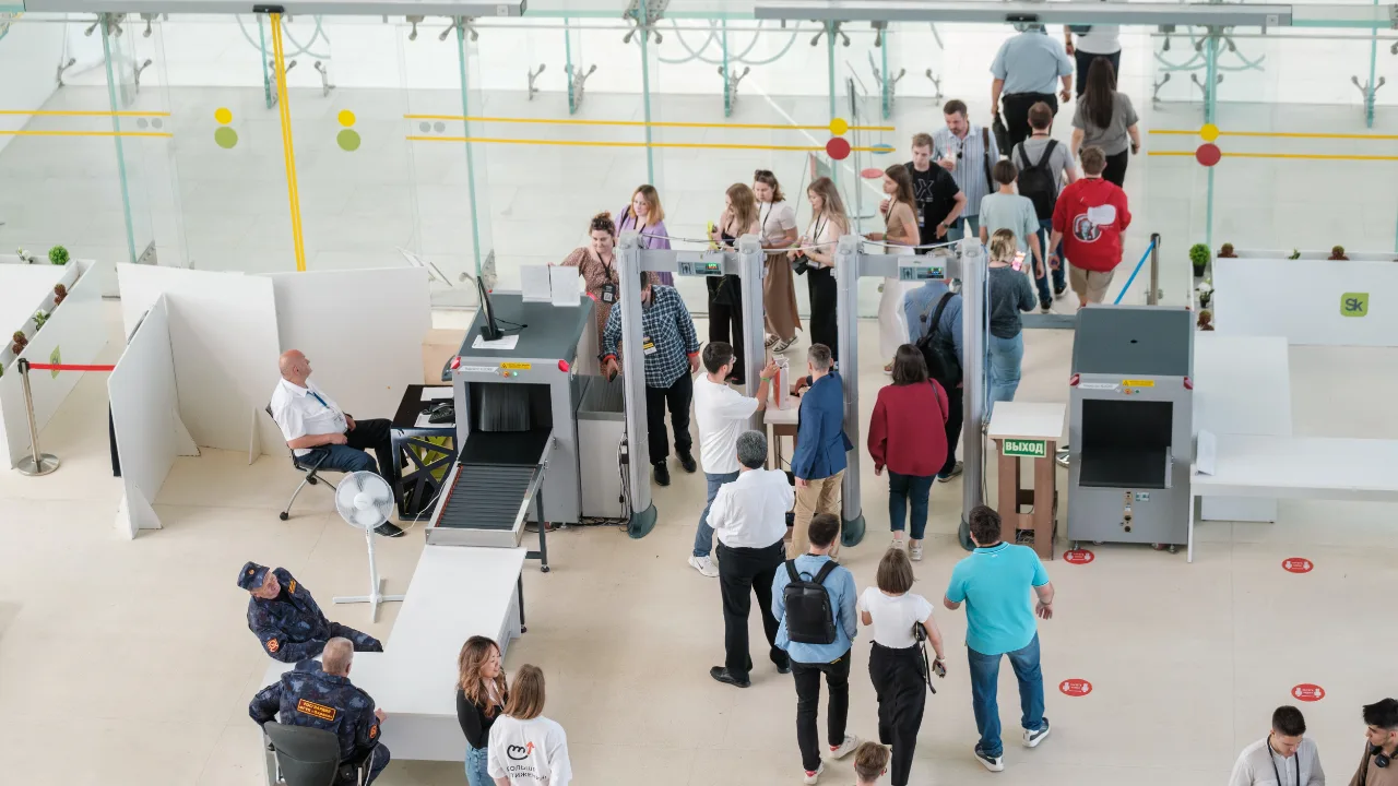 Controlli di sicurezza in aeroporto - Fast Track