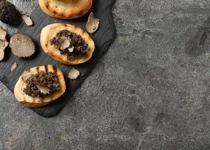 Il tartufo è perfetto per le bruschette