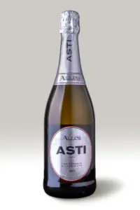 Bottiglia di Asti Docg alla Douja d'Or di Asti