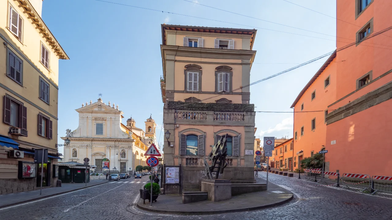 Come arrivare alla Sagra dell'Uva di Marino: il centro storico del paese ai Castelli Romani