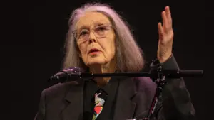 Chi è Anne Carson, la vincitrice del Premio Nobel per la Letteratura 2026