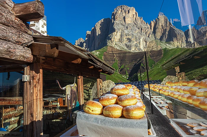 Krapfen al rifugio Friedrich August in Trentino