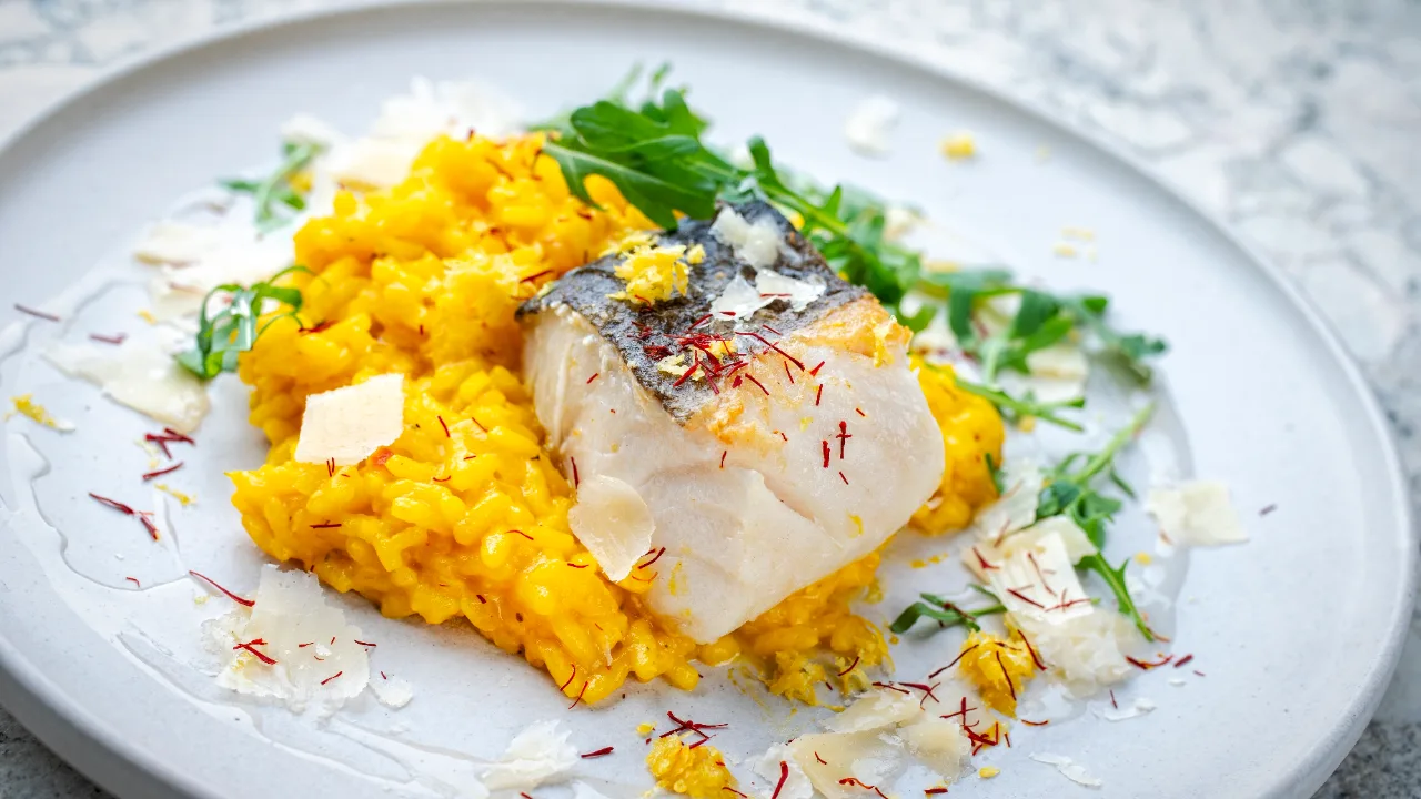 Risotto allo zafferano, un esempio di come fare un risotto cremoso