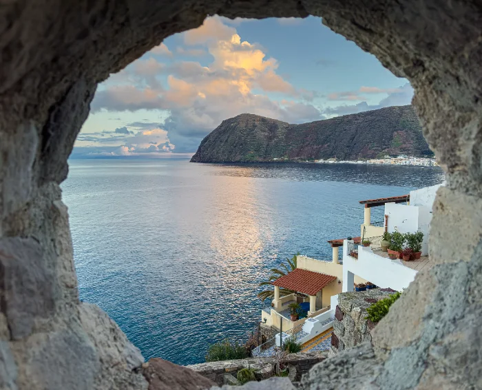 Costa di Salina, isola delle Eolie dove si trova una delle nuove Tre Forchette