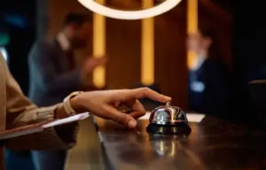 Dal booking al check-in: un viaggio nel sistema degli hotel